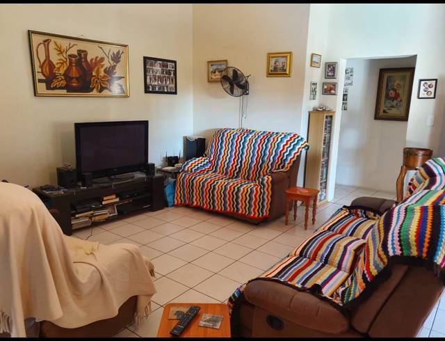 2 BEDROOM HOUSE SOLD IN MAGALIESKRUIN